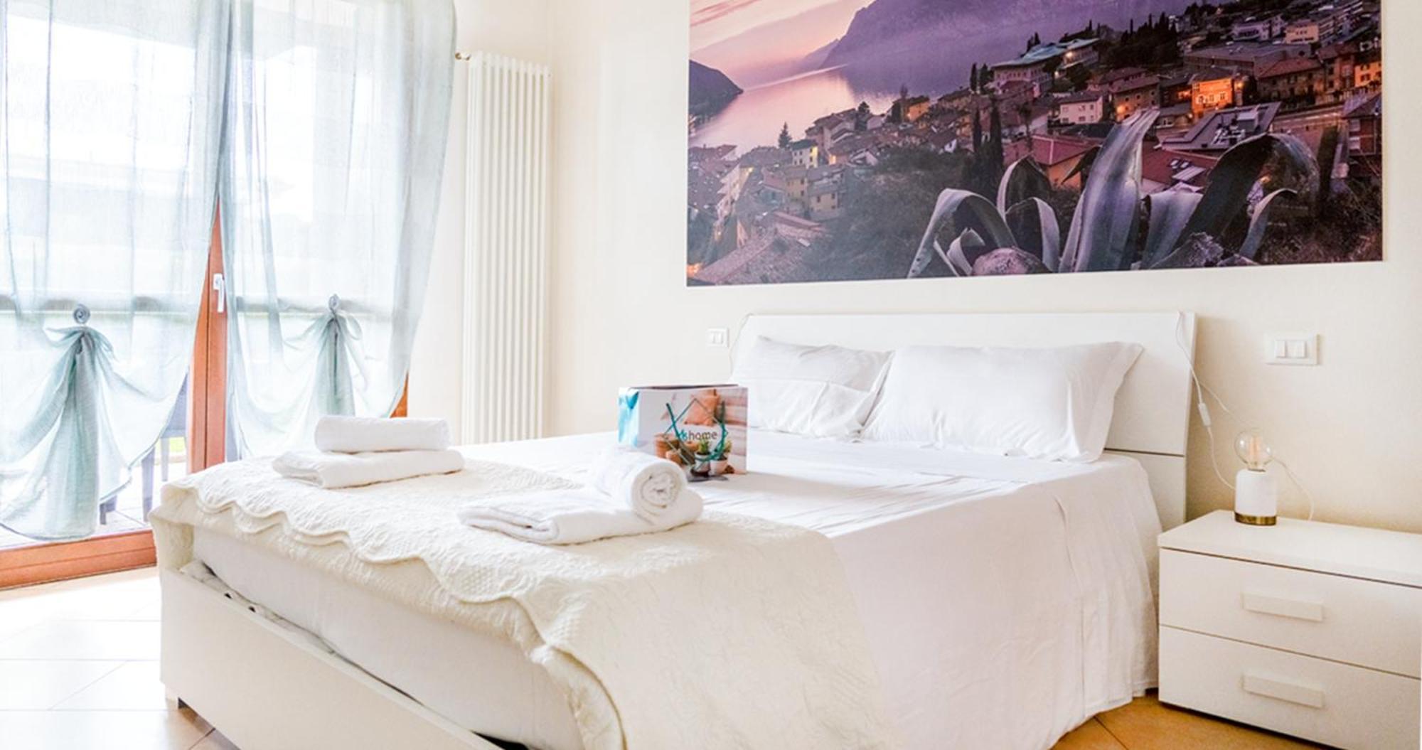 Oleandro Apartment - Featuring A Private Garden And Access To 5 Pools 데센자노델가르다 외부 사진