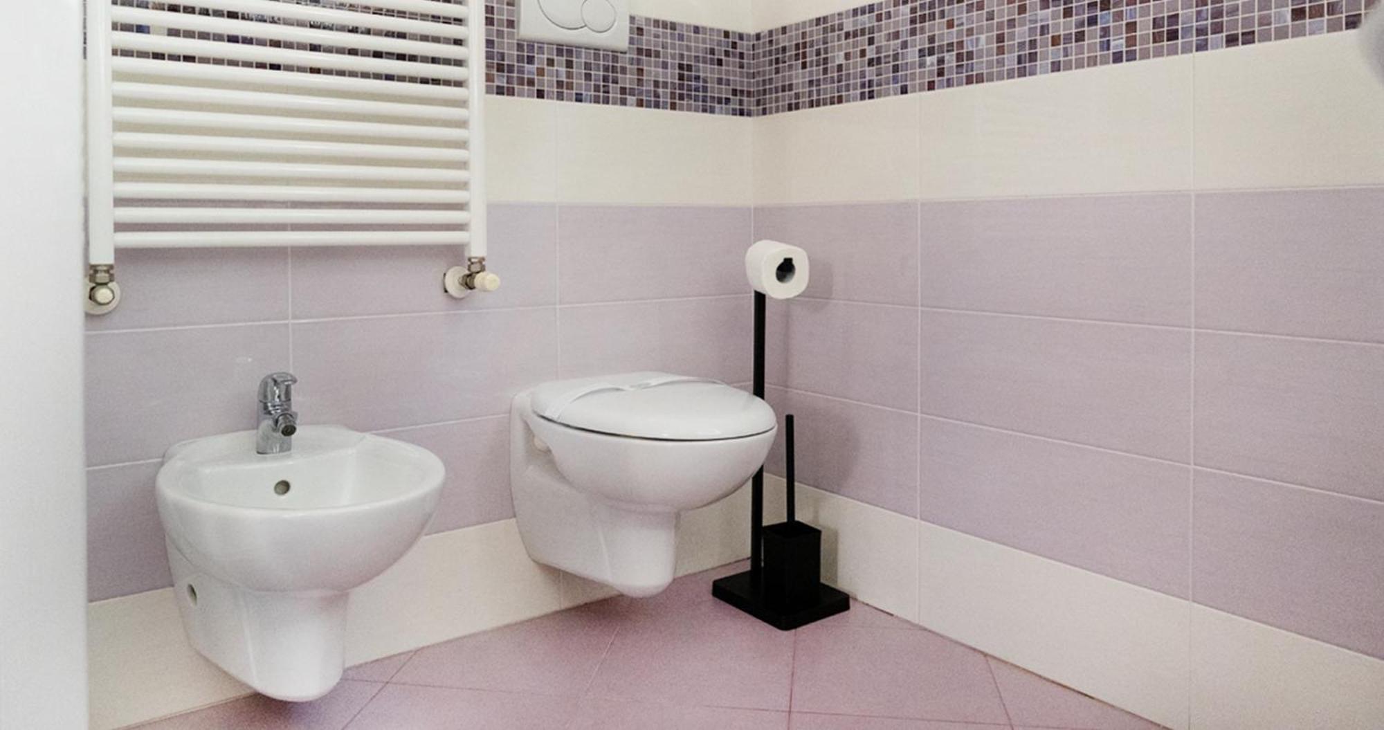 Oleandro Apartment - Featuring A Private Garden And Access To 5 Pools 데센자노델가르다 외부 사진